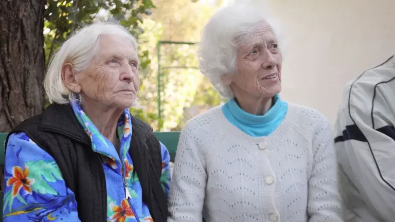 Догляд за людьми похилого віку "Дім Турботі"