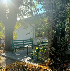 Як оформити бабусю в пансіонат